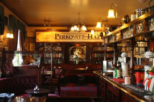 Sopron  - Perkovátz Ház Étterem és Angol Pub